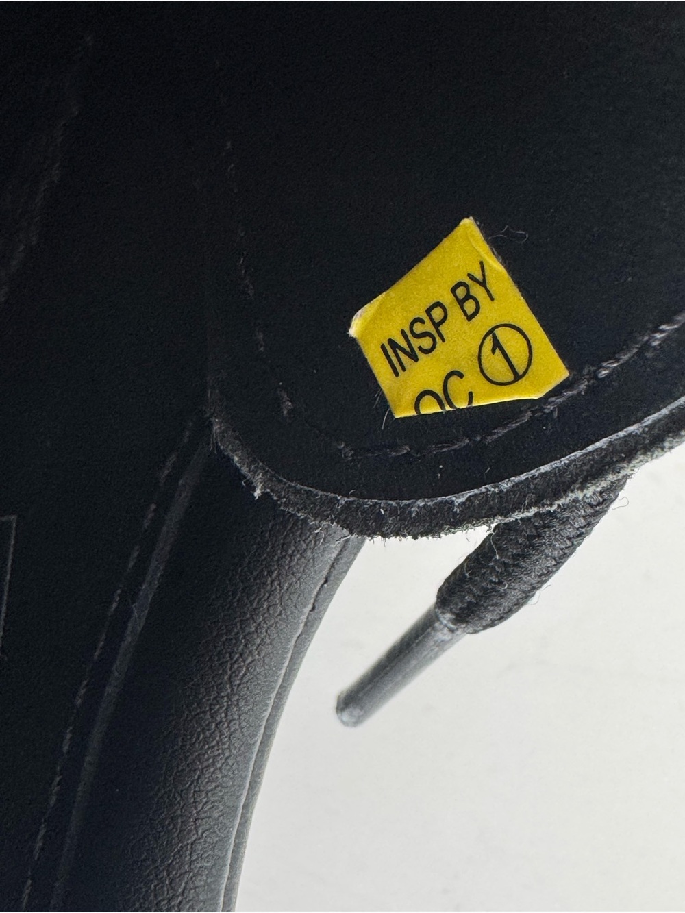 Dr. Martens 8053 Quad Platform Black Leather Shoes – Women’s Size 6 - Picture 8 of 16